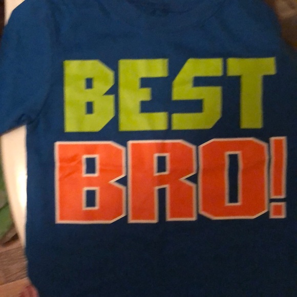 3 Lil boys t-shirts for 5$ - Picture 2 of 3